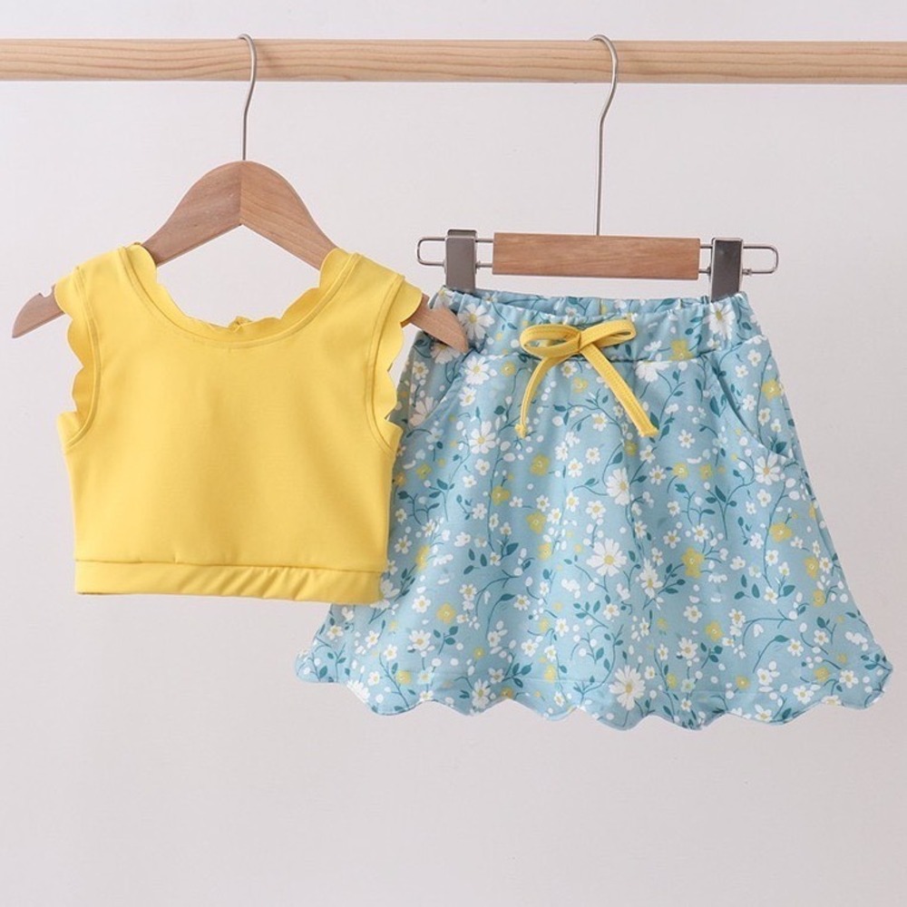 Abby & Evie Girls Yellow Scalloped Top and Blue Floral Skort Set 4T NWT